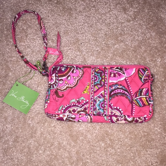 Vera Bradley Handbags - Vera Bradley Wristlet Vera Bradley Handbags - Vera Bradley Wristlet